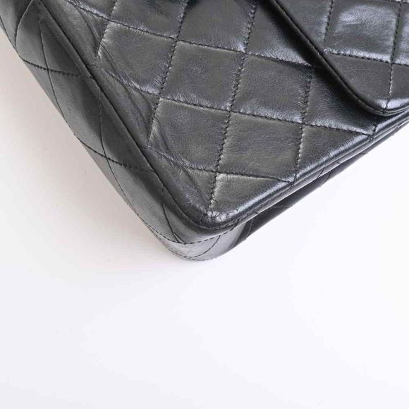 Chanel Lambskin Matelasse Here Mark Chain Shoulder Bag Black - Picture 4 of 9